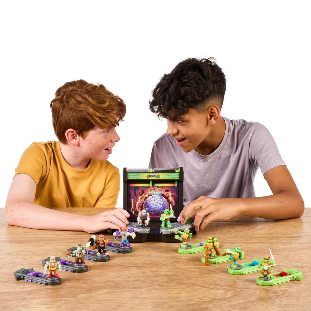 Legends of Akedo Teenage Mutant Ninja Turtles Battle Arena: 35+ Battle Sound Effects and 2 Exclusive Battle Mini-Warriors - Leonardo and Shredder