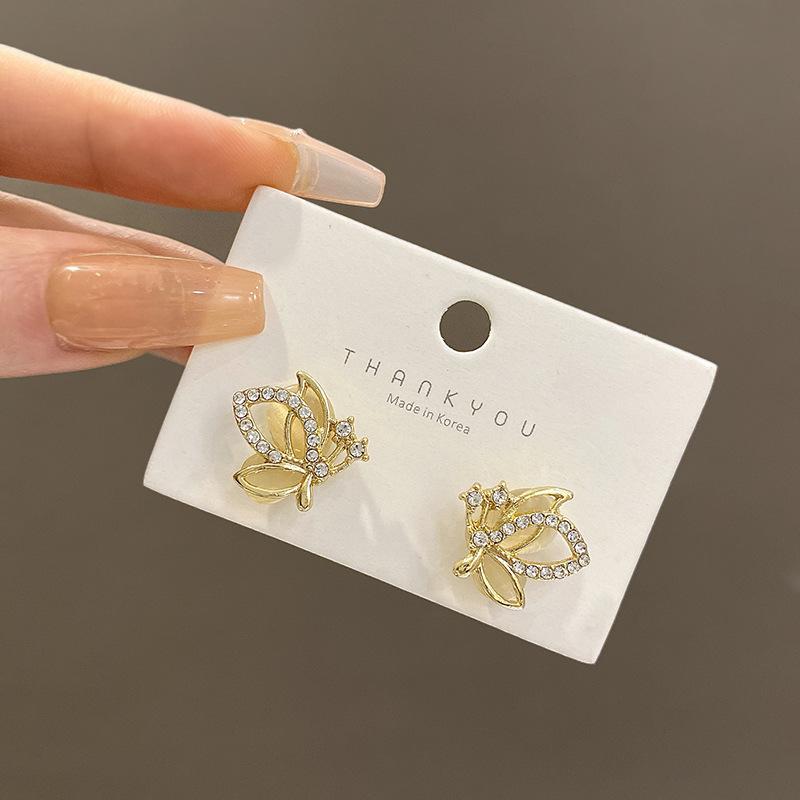 Korea Dongdaemun opal butterfly earrings women s retro light luxury high-end full diamond stud earrings versatile personalized earrings