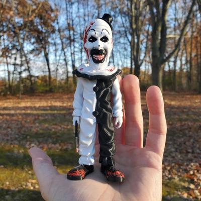 Halloween Scary Clown Figurine Horror Movie Character Resin Statue Sculpture Home Office