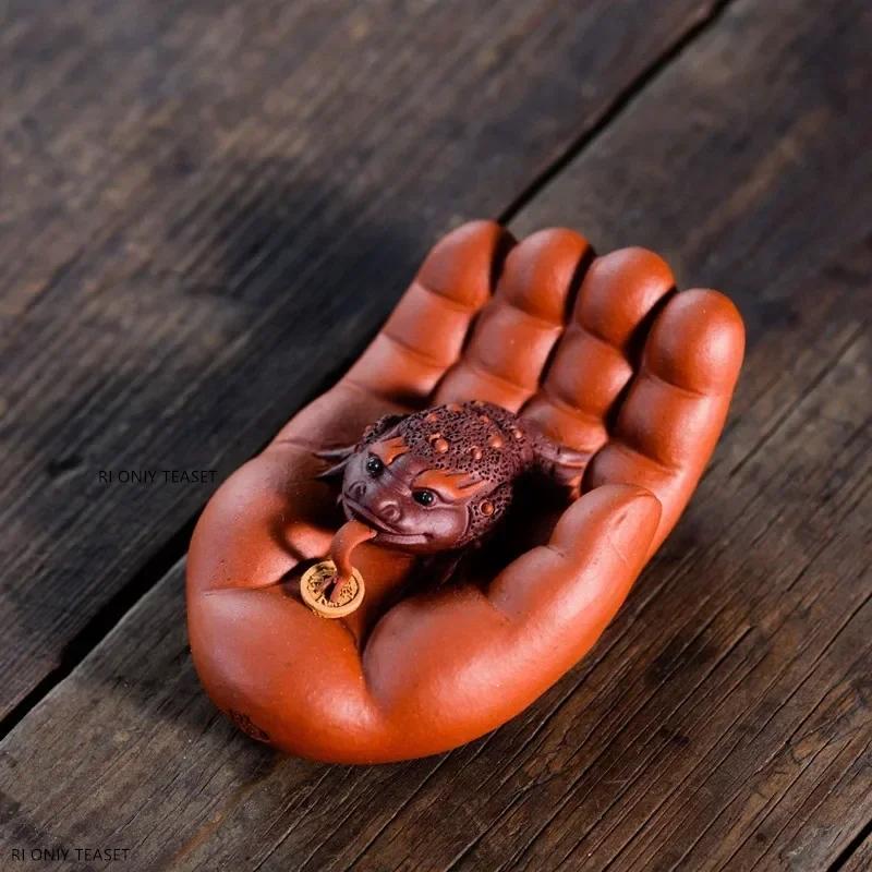 Lucky Golden Toad Statue Ornaments Chinese Yixing Purple Clay Tea Pet Handmade Sculpture Crafts Tea Set Decoration Accessories 8.5x5.8x3cm
