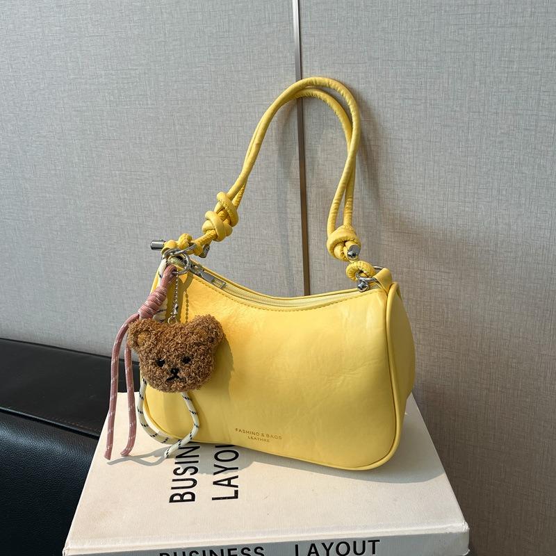 Solid color niche design simple and fashionable dumpling bag new versatile shoulder armpit messenger bag