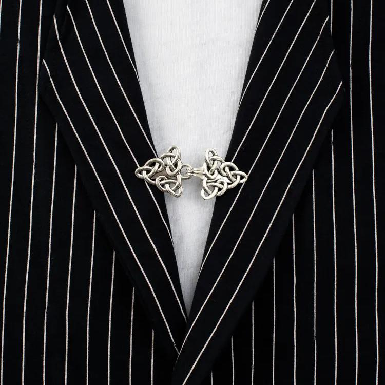 Retro Pulloverclip Mode Hohlschnalle Taillenclip Schal Shawl Schnalle Damen Kragen Accessoires