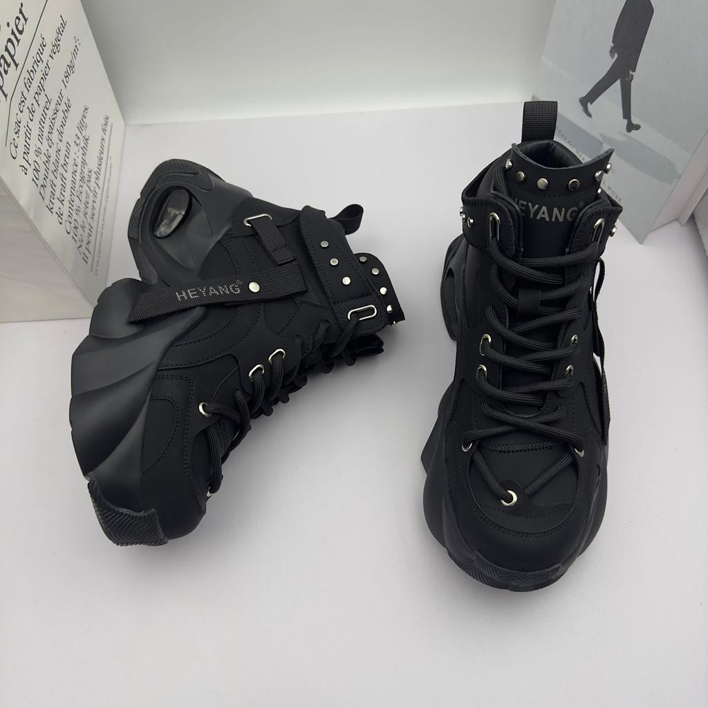 Modischer Sneaker für Herren Trendmarke Dicksohliger Sportschuh Vielseitig Beliebt Nischen-Fad Kurzstiefel Herren High-Top-Schuh Zapatillas Hombre