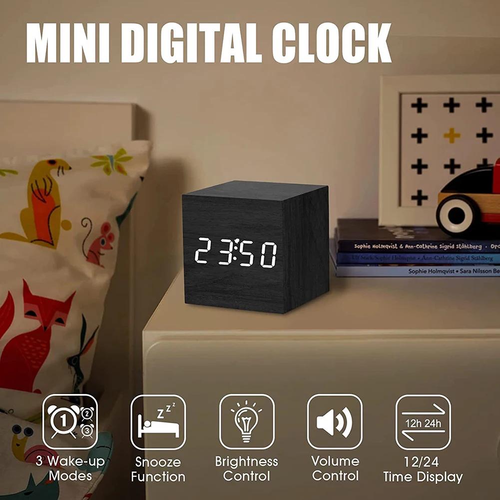 Wooden Digital Alarm Clock with Temperature LED Clock Art Ornament USB/Battery Powered Bedroom Table Clock for Office Room Decor