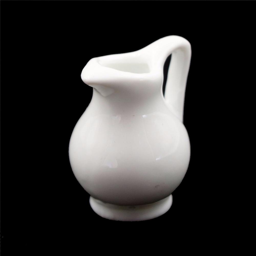 

1PCS MINI Cute Kettle Simulation Teapot Model Toys for Doll House Decoration 1/12 Dollhouse Miniature Accessories