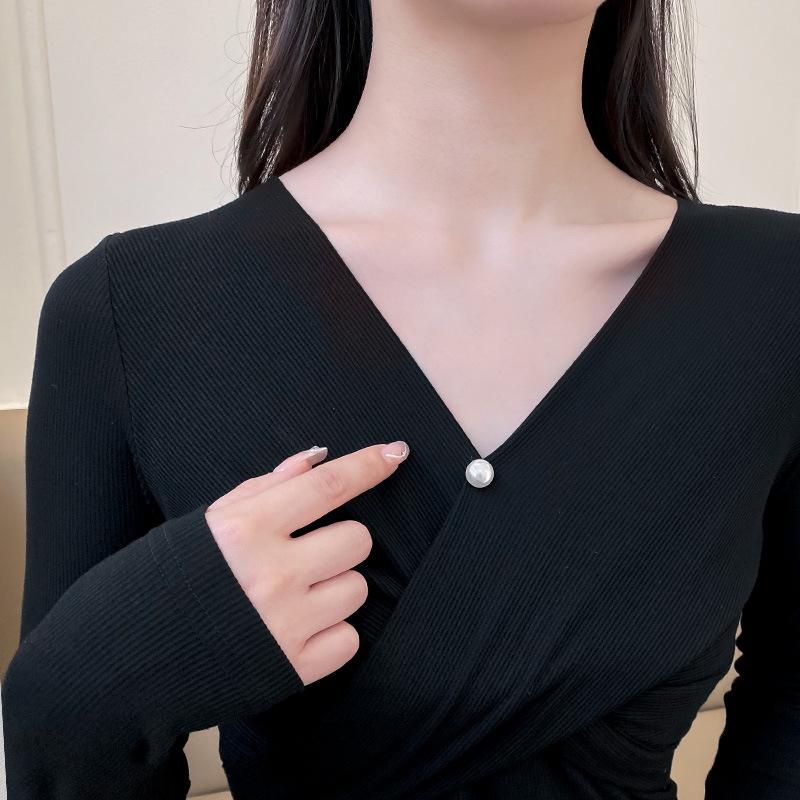 Bow Hollowed-out Bow Brooch Women's Fashion Light Luxury Imitation Pearl Pin Collar Pin Anti-glare Buckle
