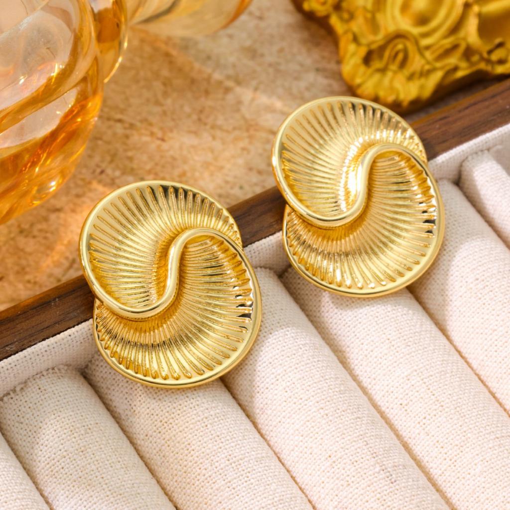 Ins Style Copper Plated 18k Gold Droplet Texture Spiral Earrings Internet Famous Same Asymmetrical Color Retention Women