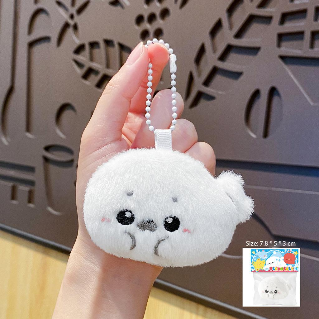 Baby seal plush toy bag pendant, cartoonish and cute plush doll pendant, baby doll keychain, gift for you