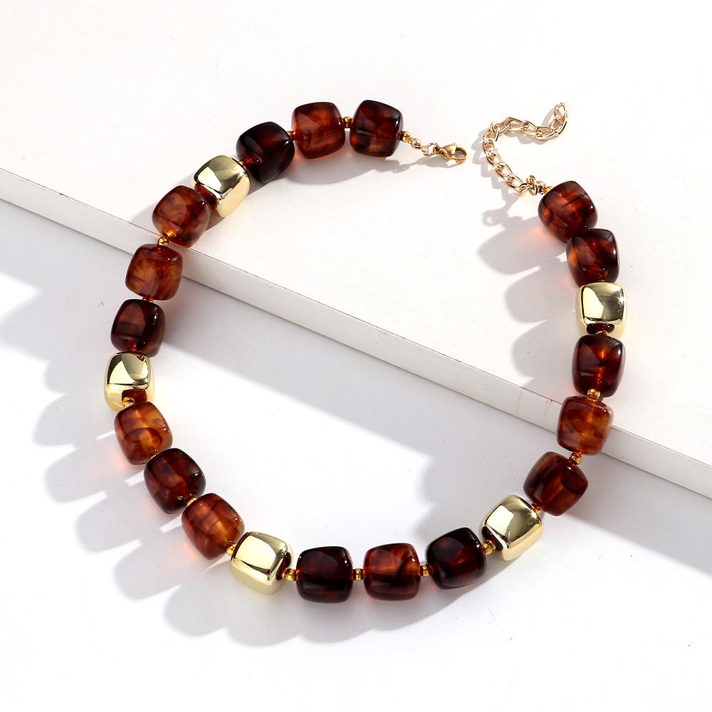 New Trendy Colorful Resin Square Beads Chain Necklaces for Women Popular Handmade Acrylic Geometric Choker Retro Jewelry Gift