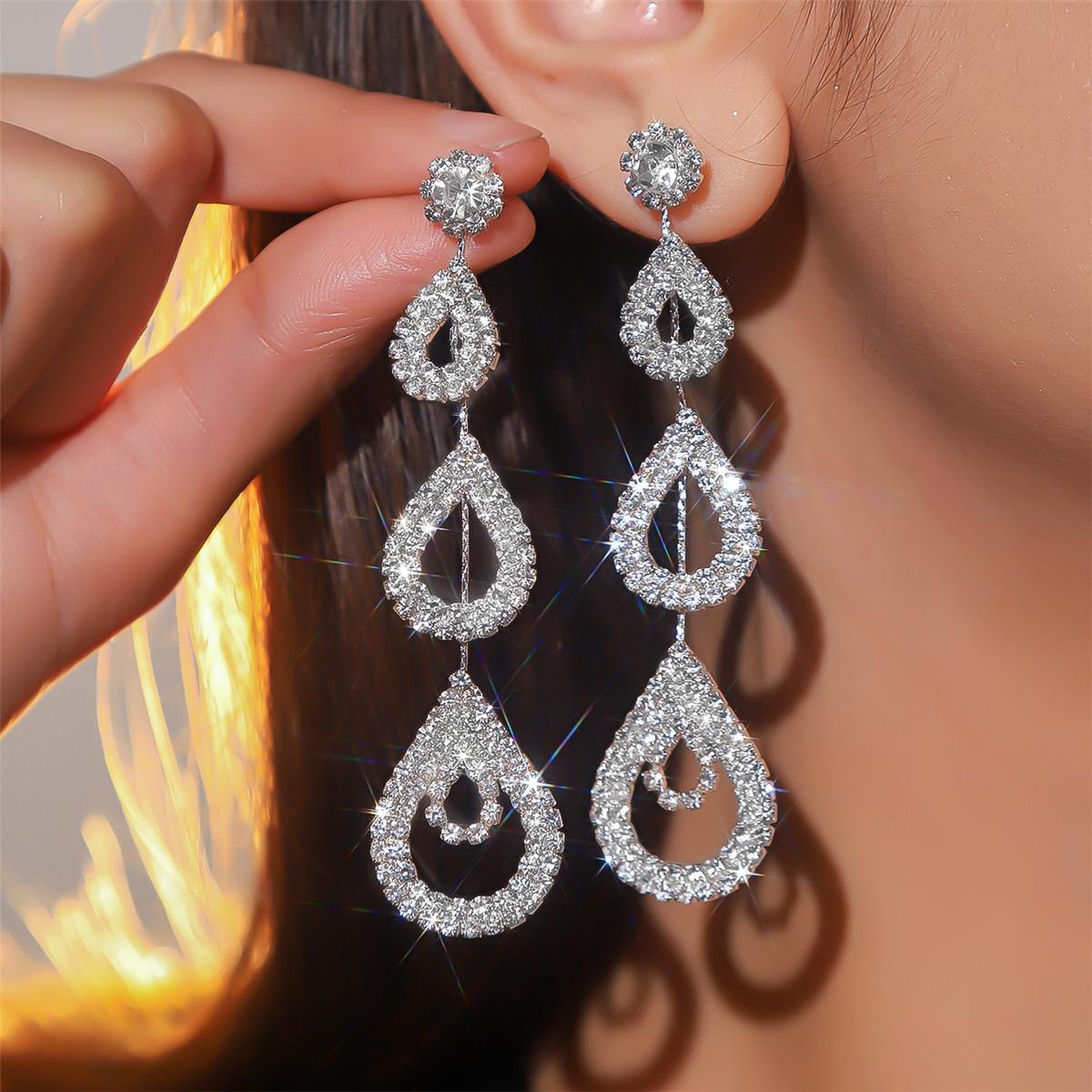 

European and American Style Long Tassel Heart Stud Earrings with Rhinestones