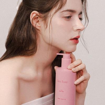 Rose & Musk Flora Perfume Body Wash White Gardenia 300ML