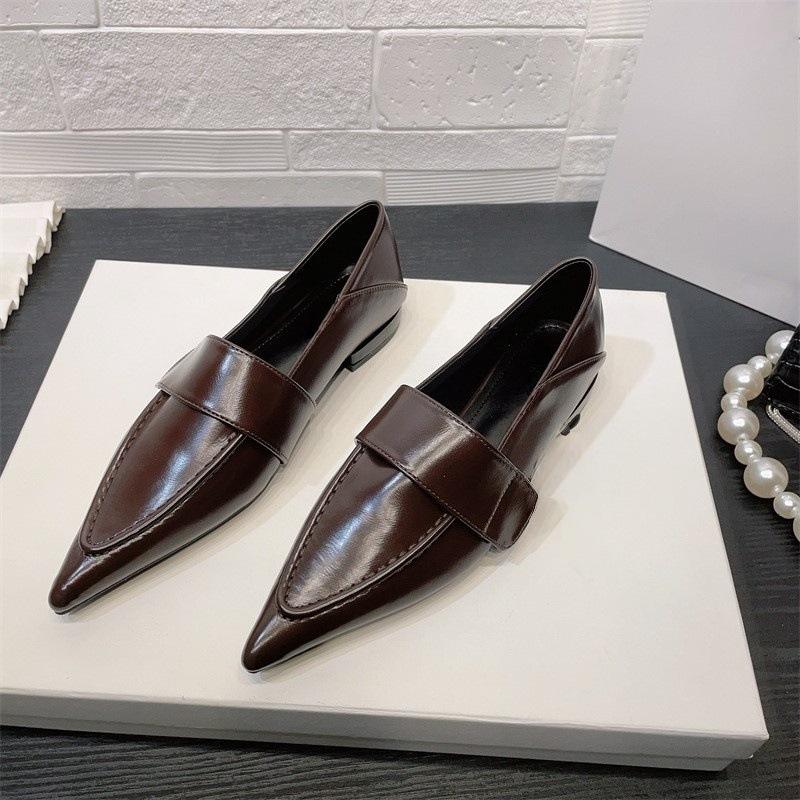 2025 New European and American Style Pointed Single Shoes Low Heel Niche Design Velcro Commuter Professional Shoes