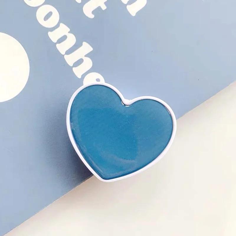 1116 Heart Shaped Phone Socket Holder Finger Grip Bracket Support Telephone for IPhone 11 11 11 Samsung Pocket Socket Stand