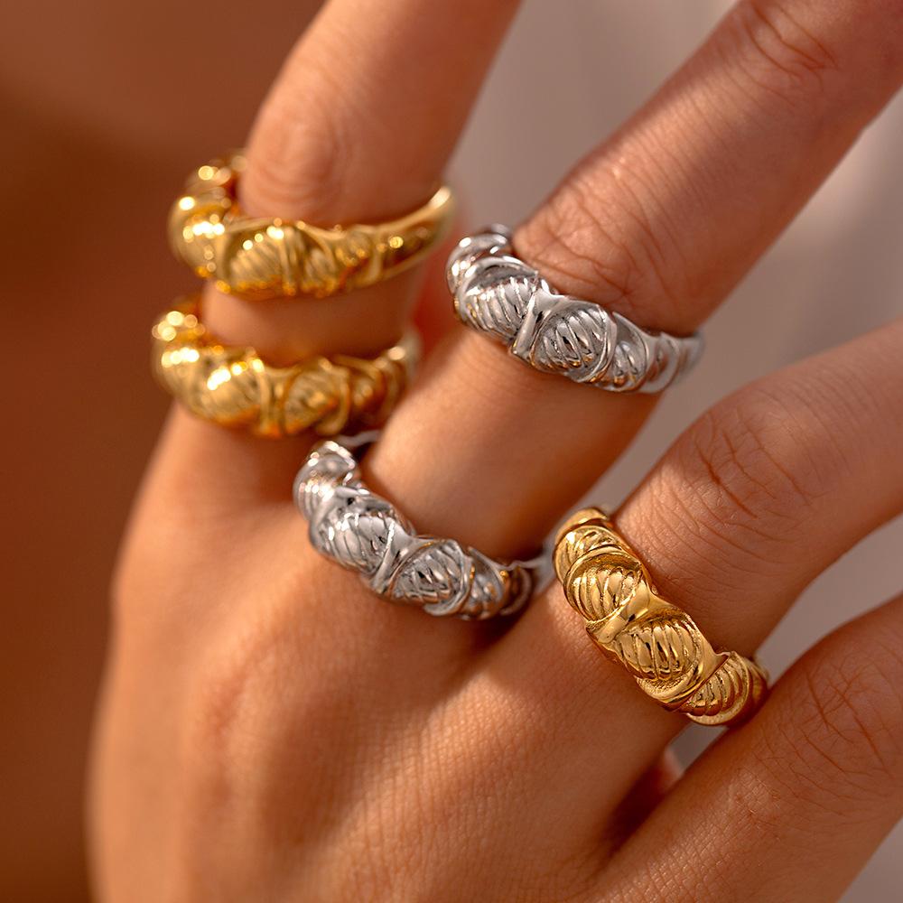 Unique Striped Ring Niche Design Stainless Steel Plated 18K Gold Index Finger Ring