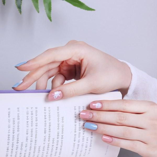 

Гелевая наклейка для ногтей Glossy Blossom Cosy Nyang, 1 шт.