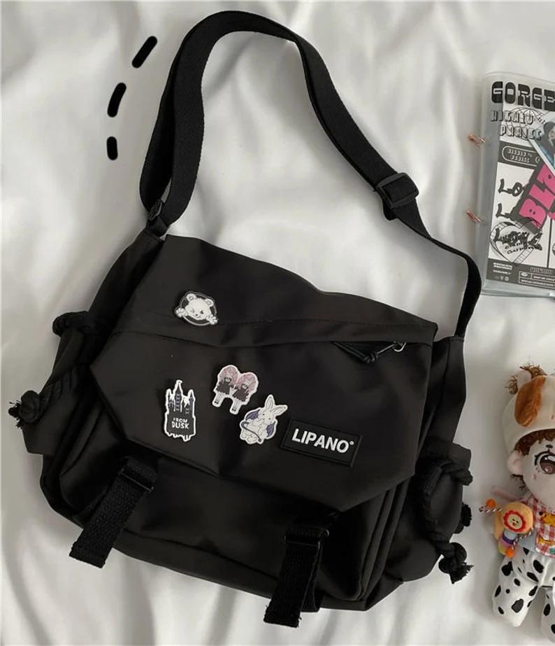 Süße Tasche, Kawaii Schulrucksack, Messenger Bag, Anime Crossbody Bag, Tote Schultertasche mit Anhänger