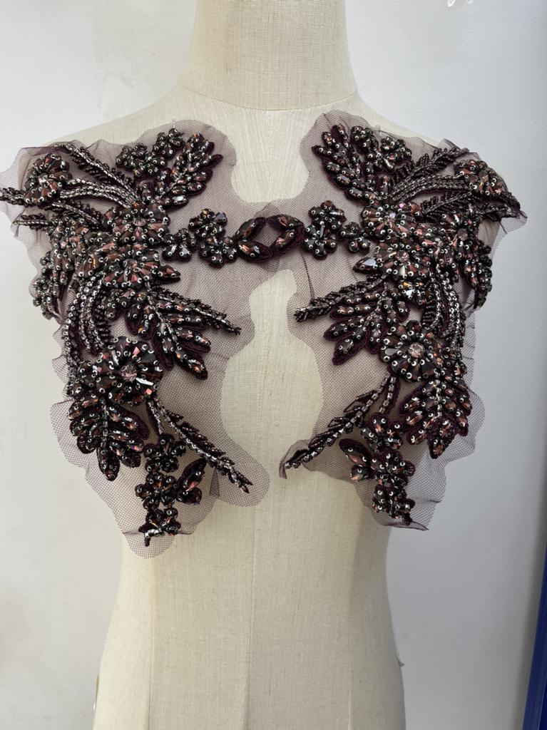 Colored Rhinestone Embroidered Beaded 3D Diamond Flower Patch for Hat & Clothing PVC Iron Lace Applique Sequins