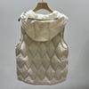 Autumn and winter new hooded short fashion down jacket women's V-shaped pressed line vest white duck down to keep warm in winter