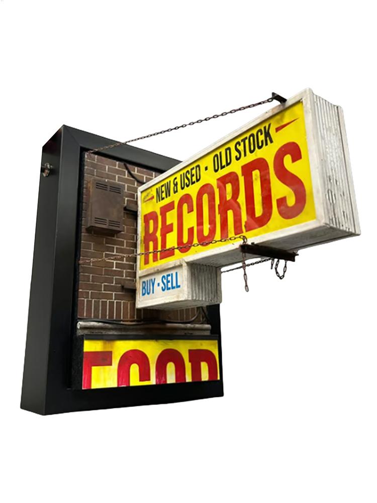 

Vintage Record Player Wall Light LED Retro Music Decor Sconce for Bedroom Living Room Cafe Bar Studio Collector Gift