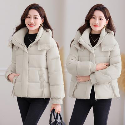 The New Loose Cotton-padded Jacket Is Short and Short, and The Mother Wears A Hooded Loose and Thin Bread Coat.