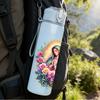 1 Stück Blumiger runder Kranz Jungfrau Maria 750 ml Farbe Kunststoff-Wasserflasche Auslaufsicherer Klappdeckel mit Strohhalm Für Sport Büro Heimgebrauch