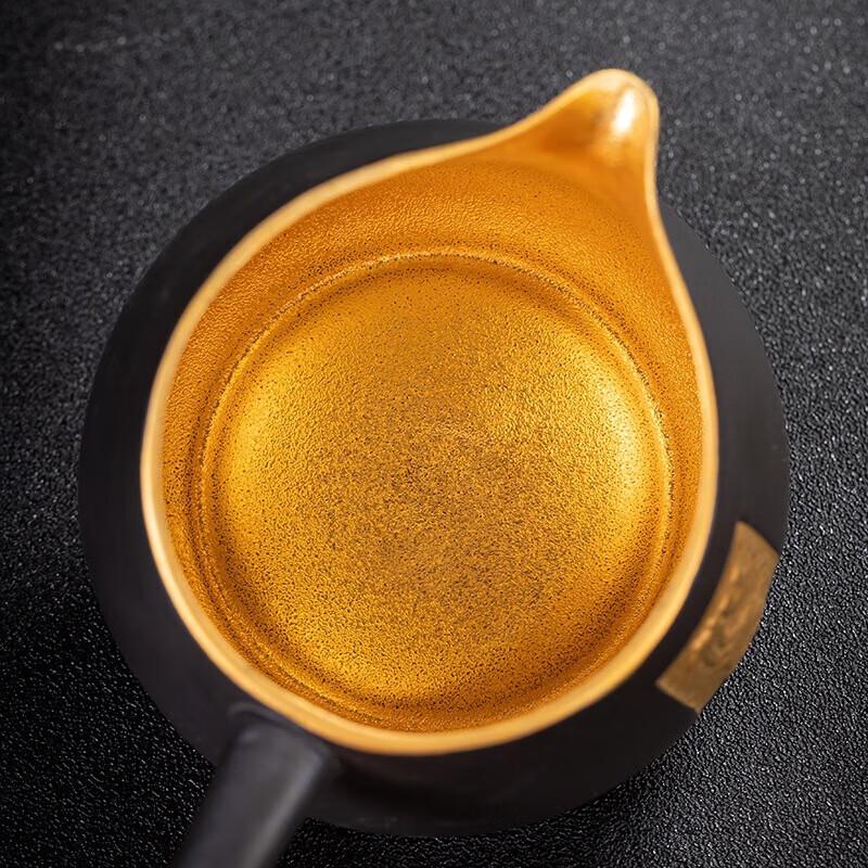 Handmade Zisha Relief Teapot Tea Set