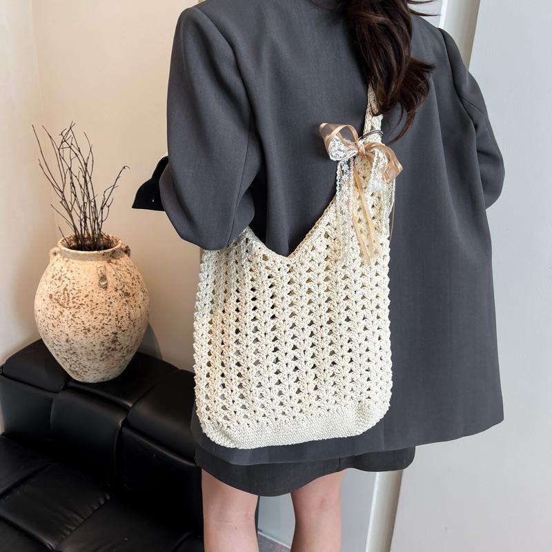 Summer Hollow Woven Shoulder Messenger Bag Women's New Seaside Vacation Beach Bag Knitted Tote Bag