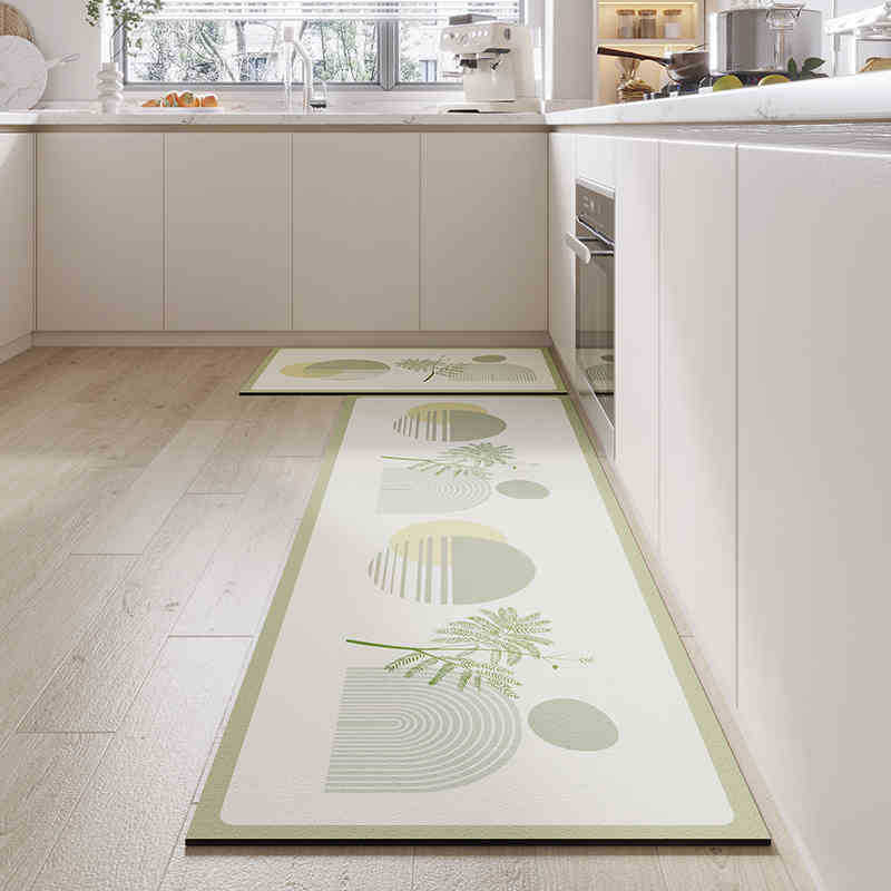 Kleine frische Küchenbodenmatte absorbiert Wasser, absorbiert Öl, trocknet schnell und ist pflegeleicht. Langer Streifen Fußmatte ist rutschfest, verschleiß