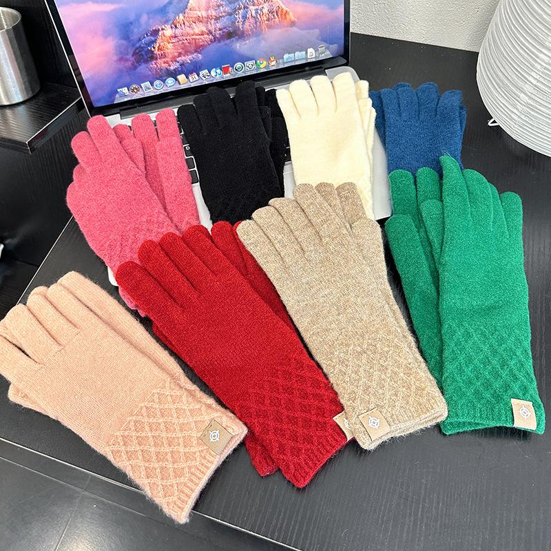 Knitted Cashmere Gloves for Autumn and Winter Women's Solid Color Labeling To Keep Warm and Cold proof Wrist Guards Divided Fingers and Leak Fingers