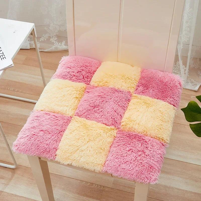 Thickened Seat Cushion Winter Plush Plaid Office Chair Cushion Thick Soft Floor Cushions Anti Slip Car Seat Mat Home Decor