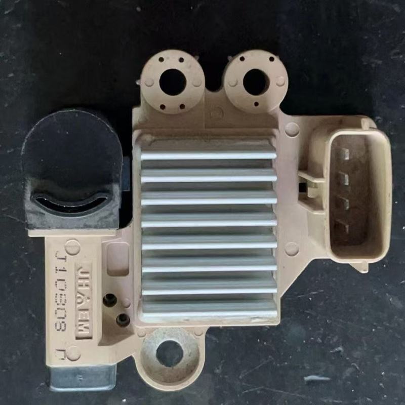 1pcs Generator regulator for CHANGAN F70 HUNTER 1.9T fudi pickup Yunnei D19 engine JFZ1929G/1929D JHAEM