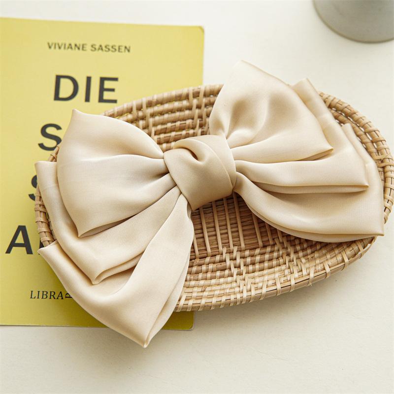 

Three-layer Large Bow Hairpin with Satin-covered Spring Clip At The Back of The Head. Winter and Autumn Hair Accessory Clip Hairpin. шампанского