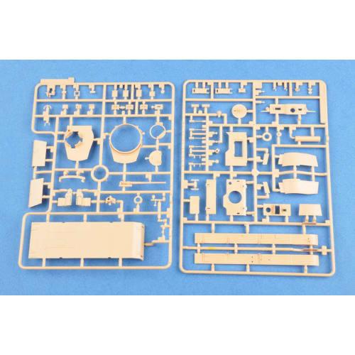 Hobby Boss 80138 1/35 scale German 38t Tank Ausf. B plastic model kit