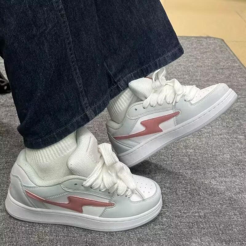 Little white shoes women's shoes 2025 new autumn ins niche casual sports shoes platform heightening versatile board shoes children