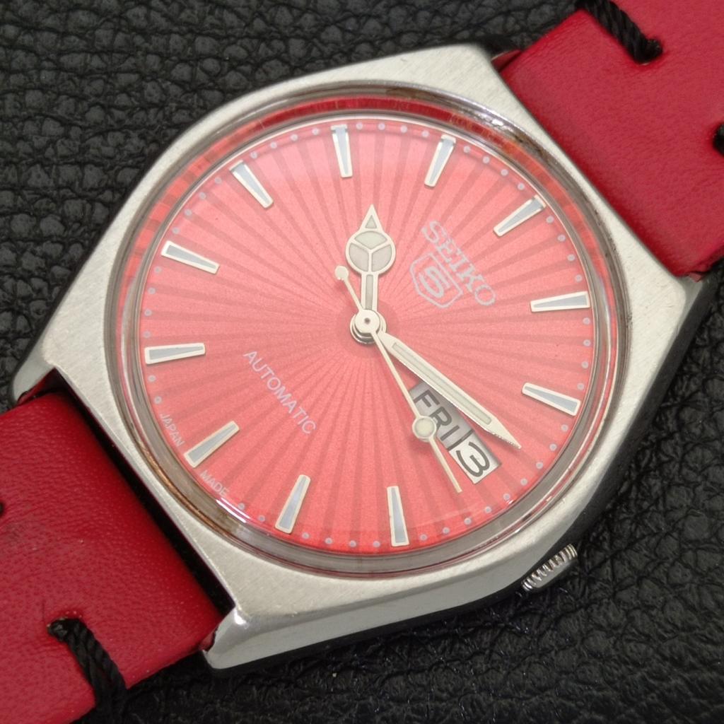 VINTAGE SEIKO 5 AUTOMATIC 6309A JAPAN MENS RED COLOR DIAL WATCH A701454-5 R206b-a701454