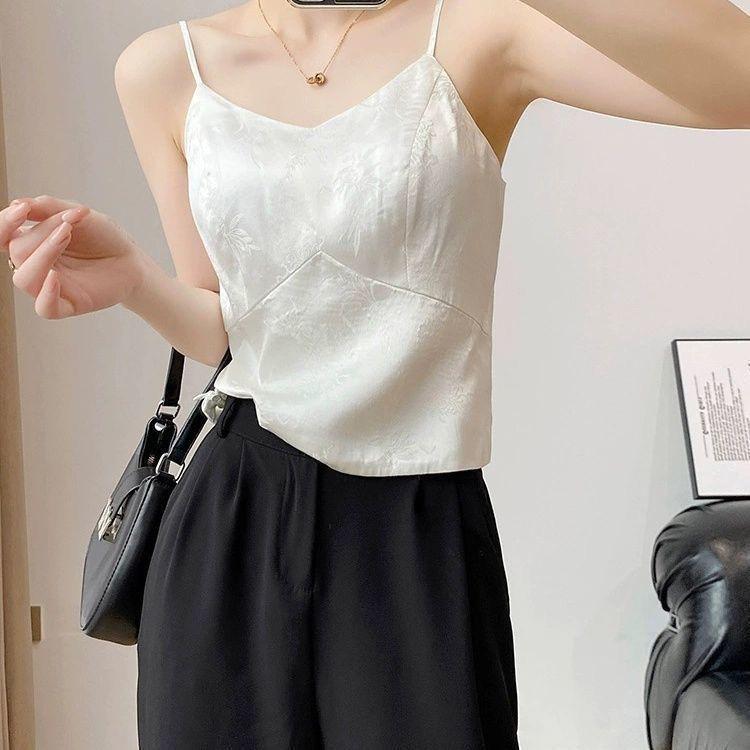 

Elegant Slim Fit Jacquard Camisole - Chinese Style Summer Women s Vest M (85-95 kg)