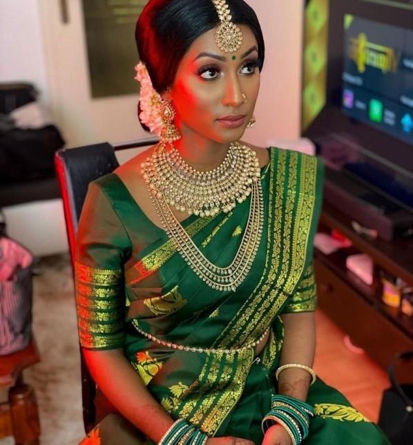 

Красивое золотое яри с новым дизайном мягкого шелкового сари личи