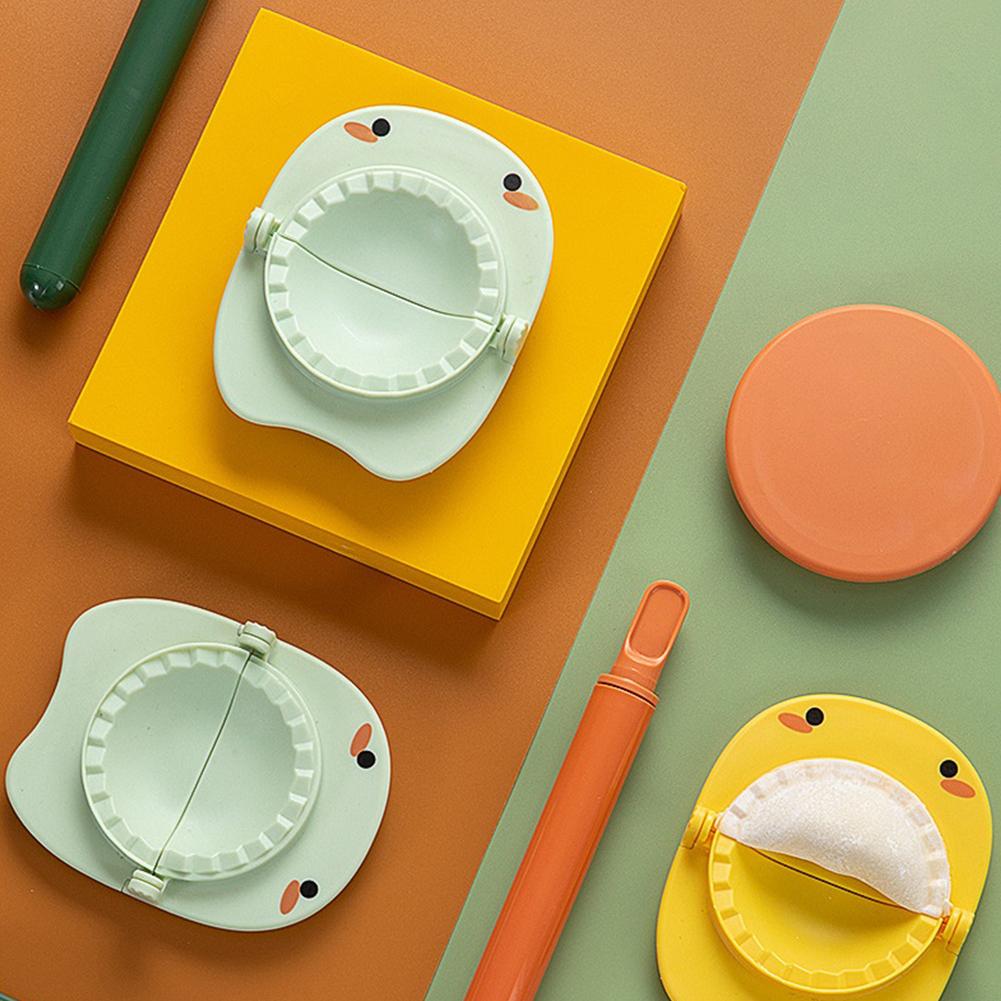 3pcs/set Cartoon Dumpling Tool Little Monster Pattern Lazy Dumpling Maker Device Mold Kitchen Utensils Gadget Sets Accessories