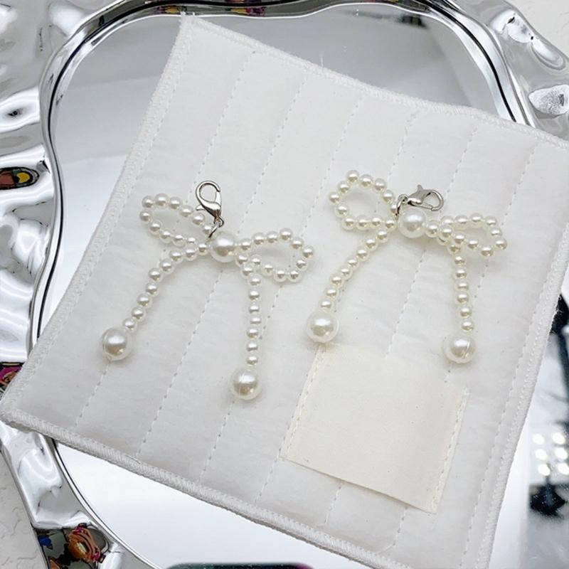 Set of 2 Delicate Shoe Pendant Stylish Bowknot Pendant Fashion Key Adornment Unique Bag Pendant Suitable for Shoe Bag