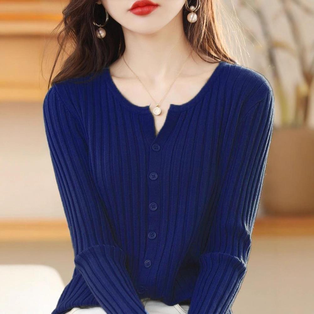 Women's Knitted Cardigan Round Neck Long Sleeved Sweater Solid Color Knitted Top for Autumn and Winter