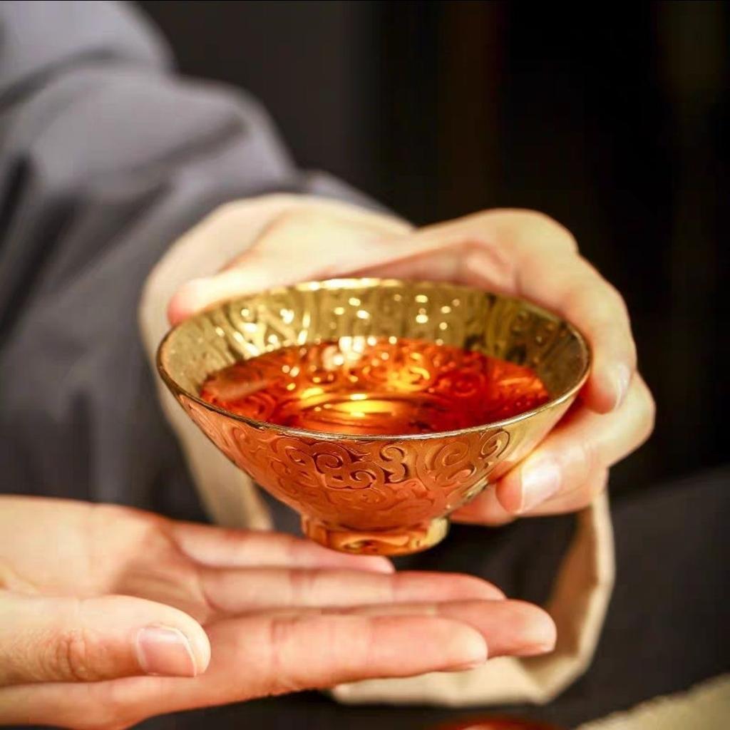 Ceramic Gold Glaze Kung Fu Tea Cup – Handmade Porcelain Small Bowl for Office