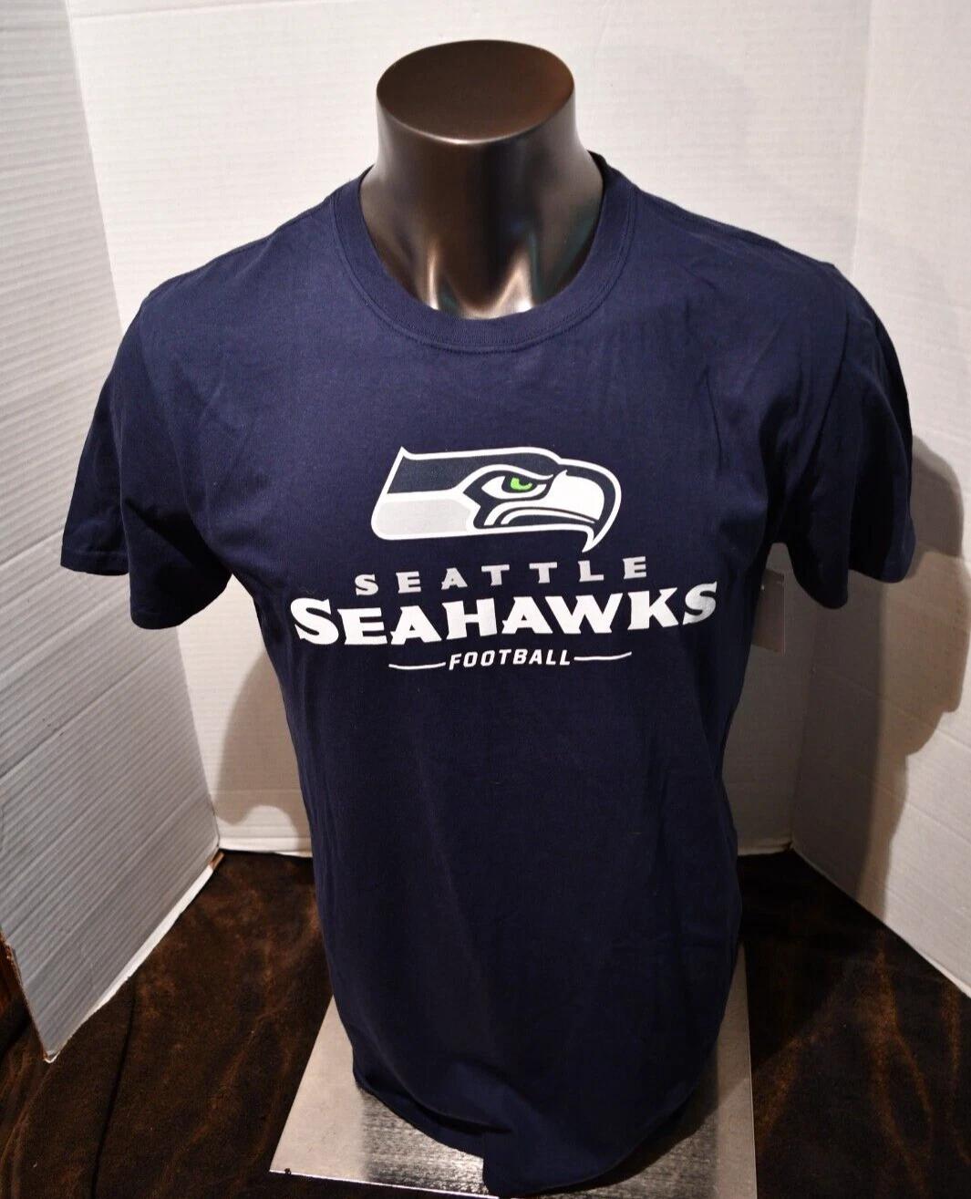 Seattle Seahawks Football Fanatics Men s L Navy Short Sleeve Cotton T Shirt NWOT L