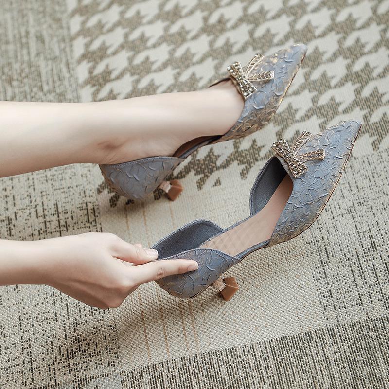 Sandals women's new women's fashion high-heeled stiletto mid-heeled pointed bag head hollow single shoes