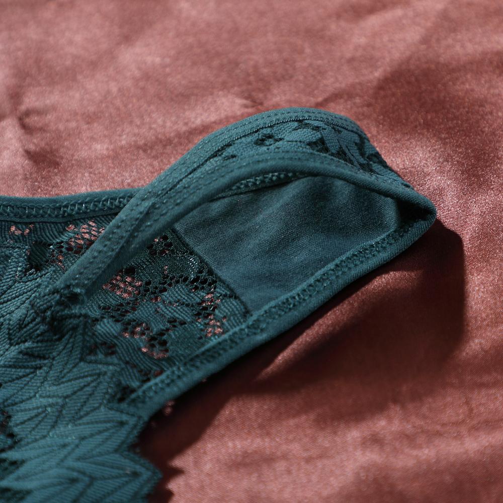 Women's Thongs Sexy Perspective Lace Flower Pattern Hollow Out Low-Waist Butterfly Knot Breathable Intimates Super Comfortable