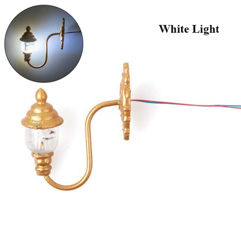 ABS Metal Material Dollhouse Wall Lamp 1.7*1.8cm/2.2*2.7cm Garden Yard Led Light
