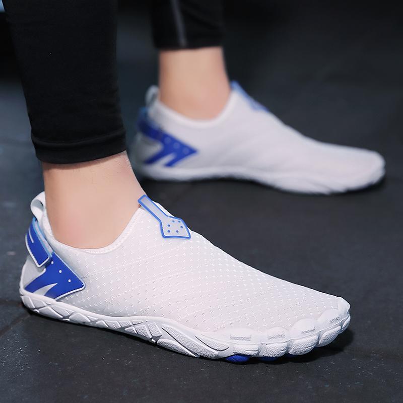 Water Shoes Men Quick Dry Aqua Sock Beach Barefoot Athletic Sport Shoes Quick-Dry Beach Surf Shoes for Women Men