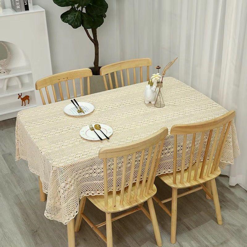 

Элегантная кружевная скатерть в стиле бохо с кистями – бежевая прямоугольная, в фермерском стиле, с ажурным дизайном для декора кухни и обеденного стола 120*120