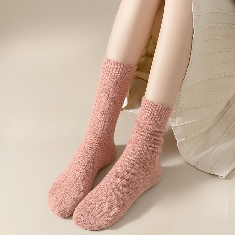 4 Pairs Autumn and Winter Socks, Women's Mid-calf Socks, Wool Imitation, Fleece, Thickened, Warm Solid Color, Retro Pile Socks, Postpartum Socks