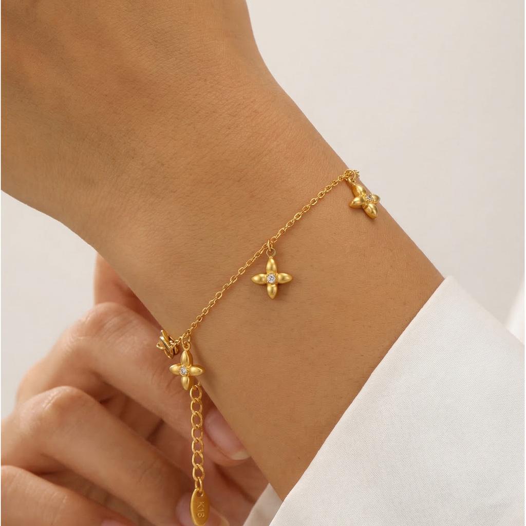 Wind Stainless Steel Zircon Floral Design Bracelet, Sweet Wind Lady Exquisite Jewelry 2771