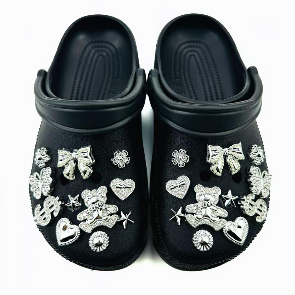 22PCS Summer Fashion Shoe Charms Set Accessories for Clogs Shoe Buckle Silver Diamond Bear Butterfly Rivet DIY Shoes Decorations